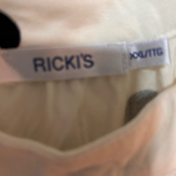 Ricki's xxl Cream and Black Sleeveless Blouse- nice neckline- dress up - Picture 3 of 8